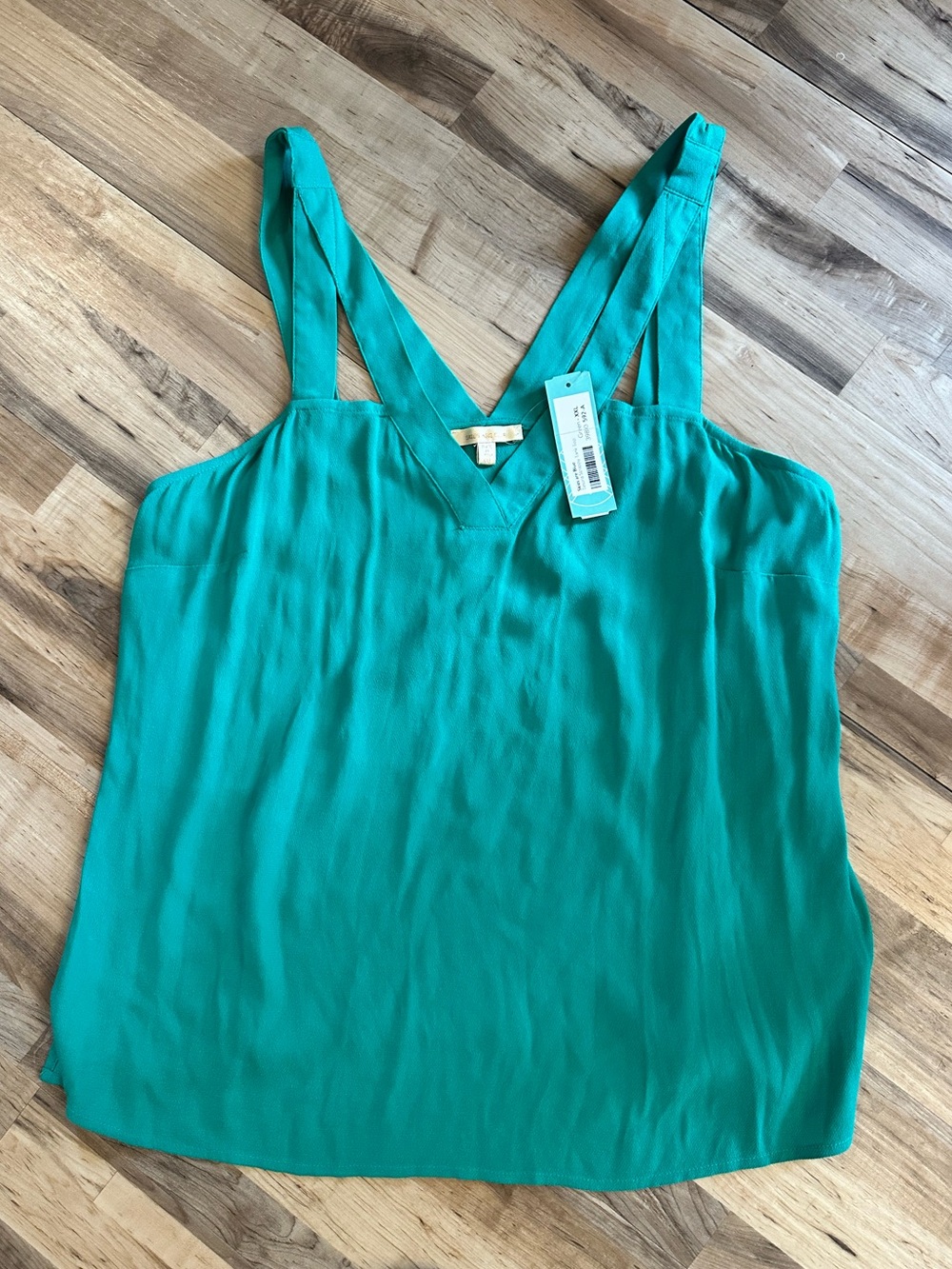 Skies Are Blue Teal V-Neck Sleeveless Cami
